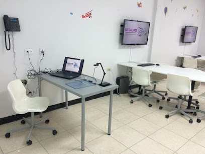 Gedalias Bilingual Academy business image