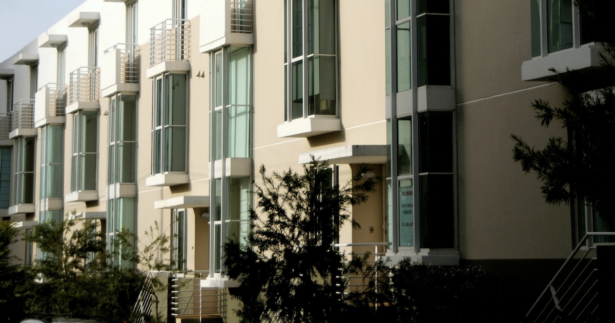 ROSSILUGO Architecture business image