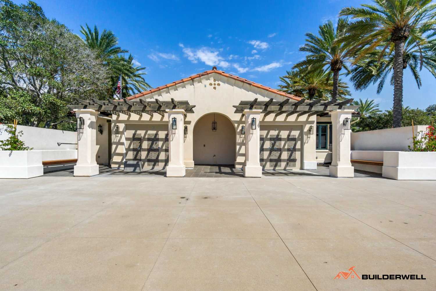 How to Improve Indoor-Outdoor Living in Corona del Mar