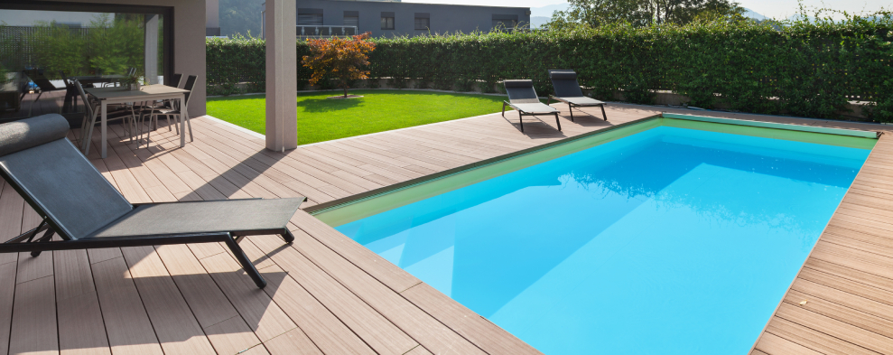 Outdoor entertaining backyard
