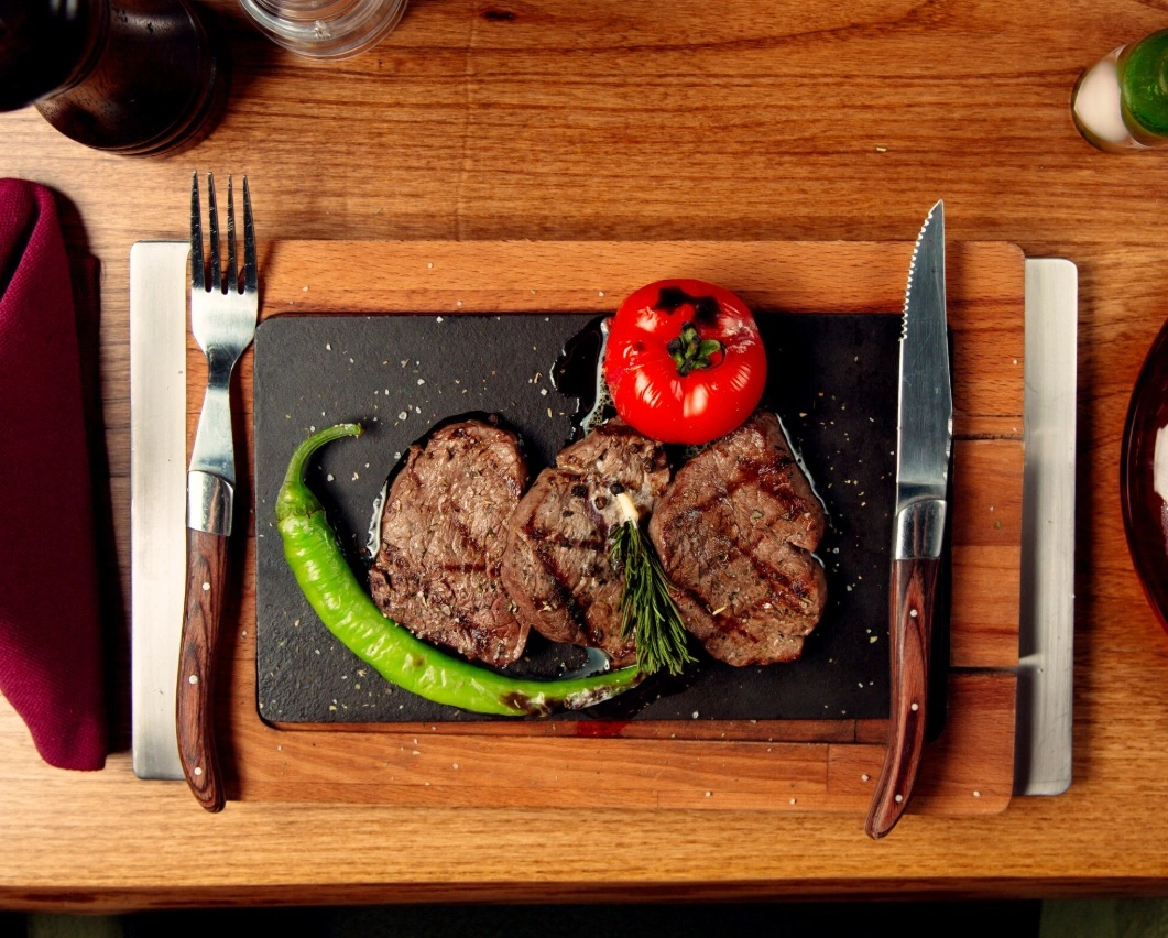 Leanest Steak Cuts 8 Flat-Iron