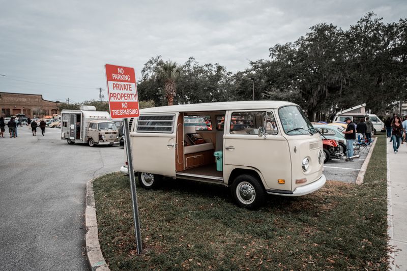 Debtor Served in a Camper Van After Dodging Service for 6 Months