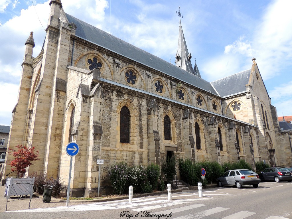Il s'agit d'une photo de la ville Cusset.
