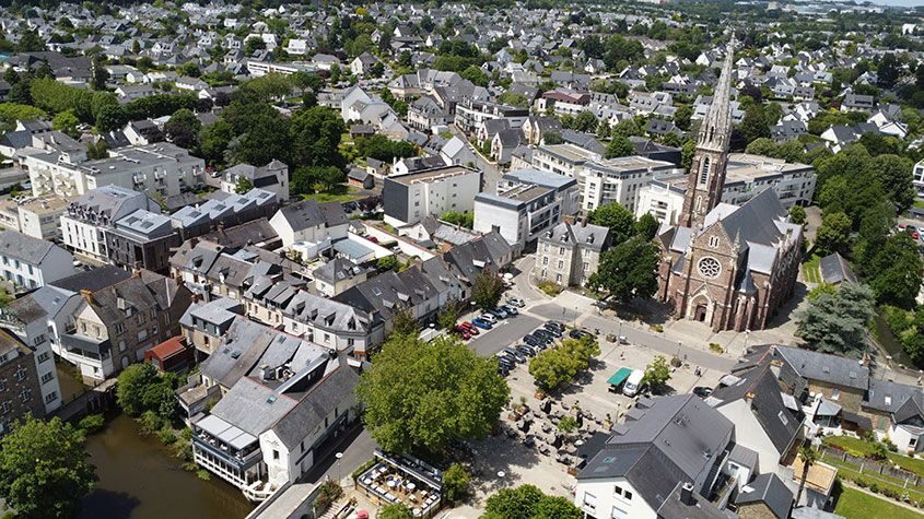 Il s'agit d'une photo de la ville Cesson Sevigne.