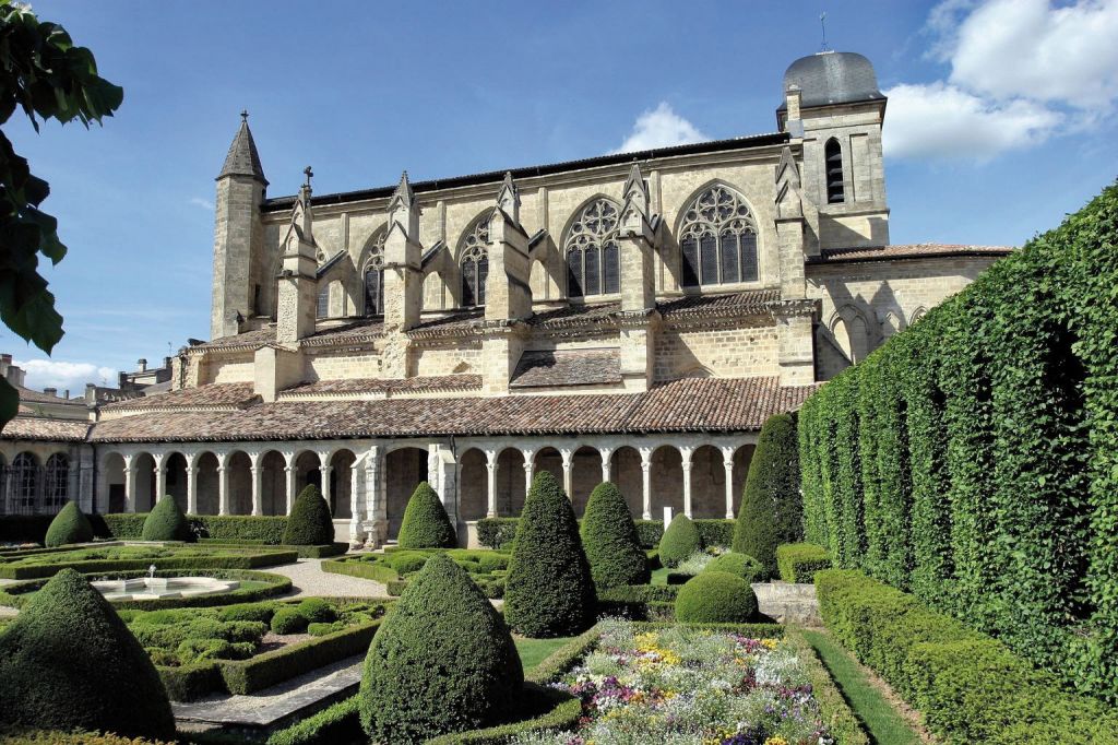 Il s'agit d'une photo de la ville Marmande.