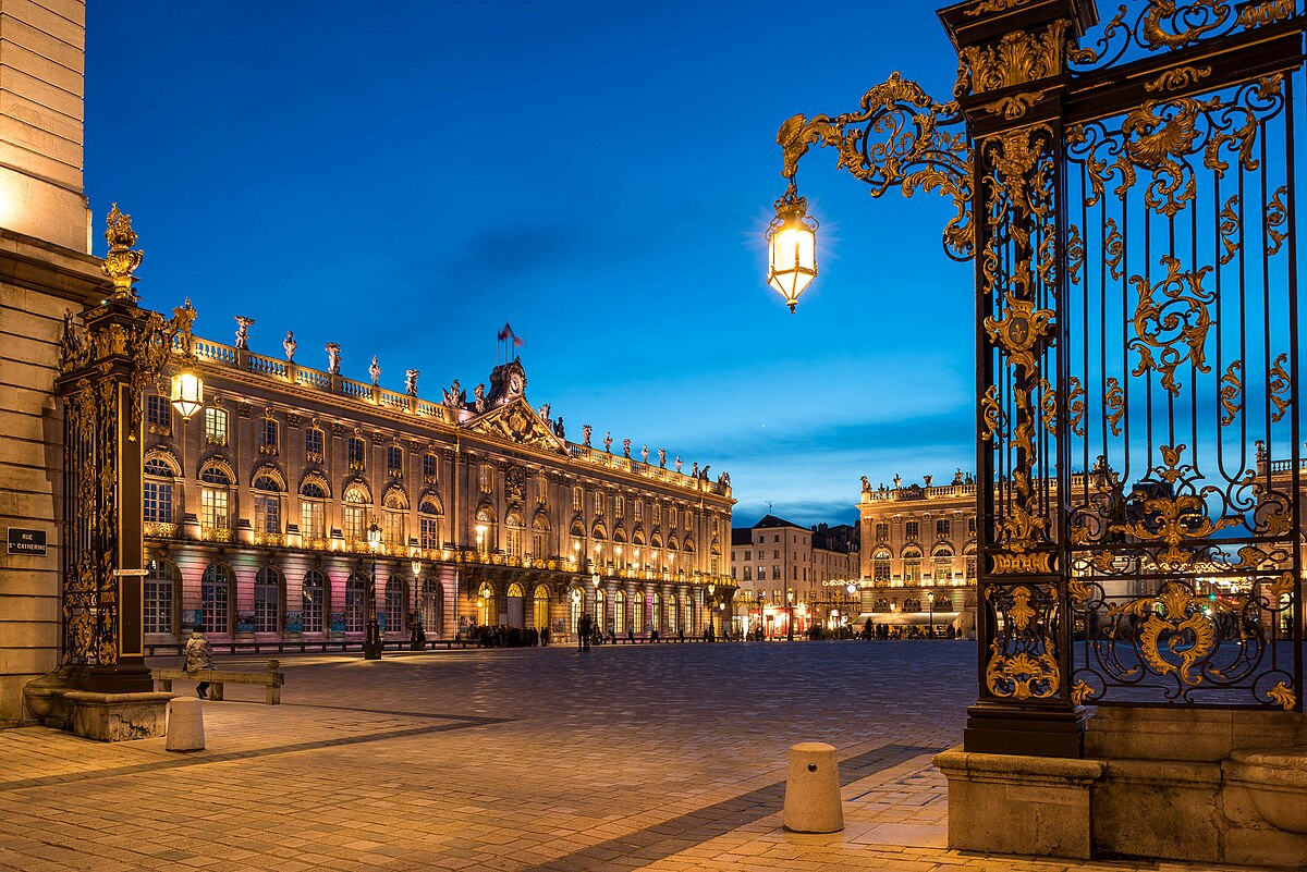 Il s'agit d'une photo de la ville Nancy.