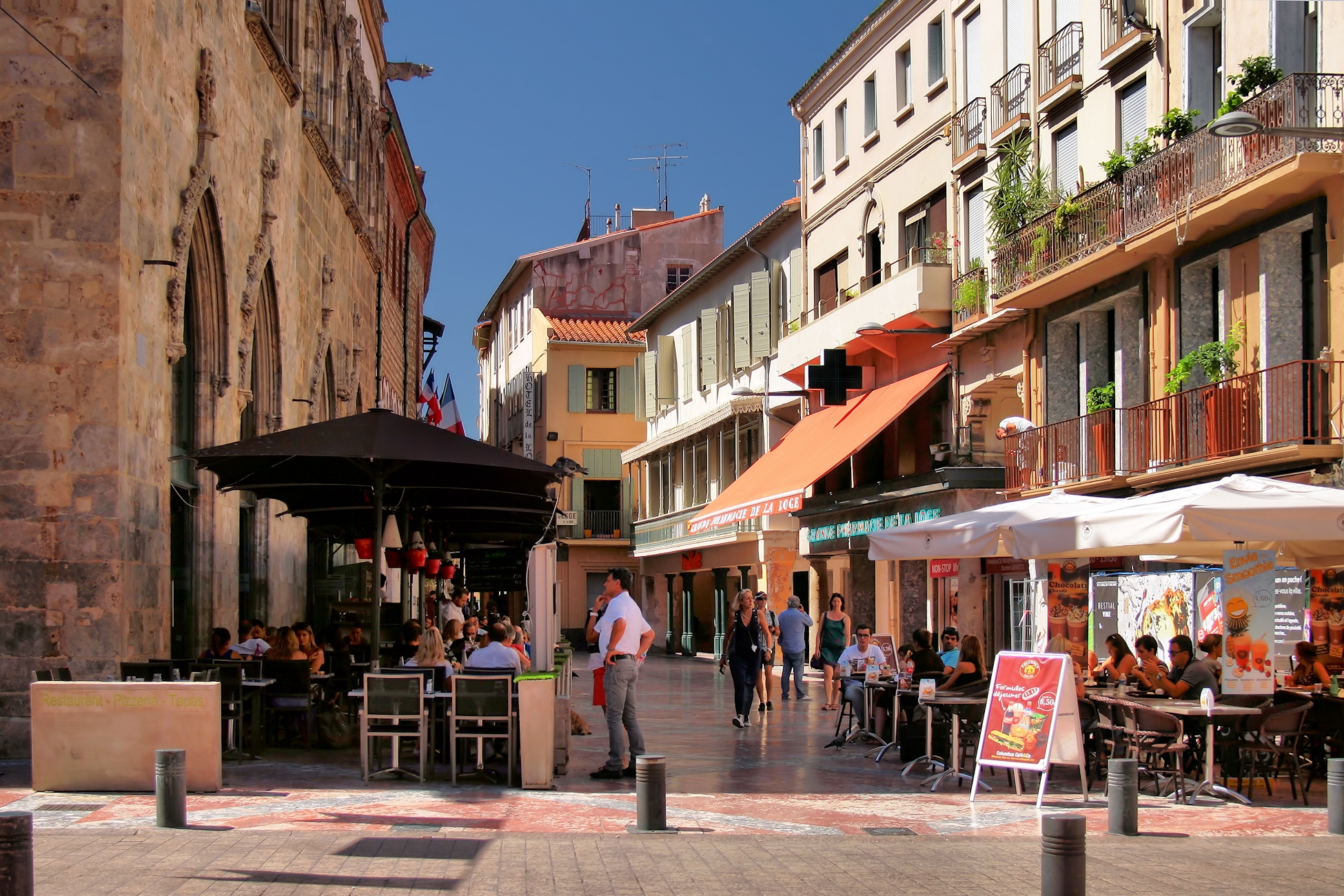 Il s'agit d'une photo de la ville Perpignan.