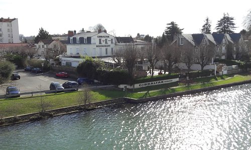 Il s'agit d'une photo de la ville Draveil.