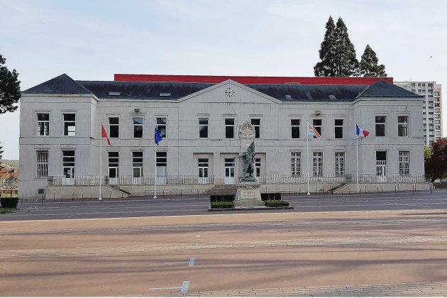 Il s'agit d'une photo de la ville Maromme.