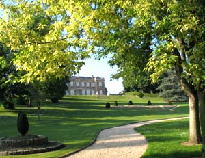 Il s'agit d'une photo de la ville Oissel.