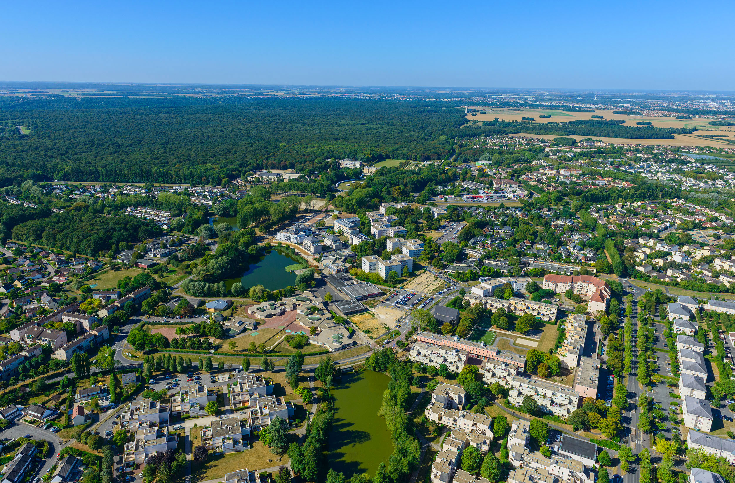 Il s'agit d'une photo de la ville Savigny le Temple.