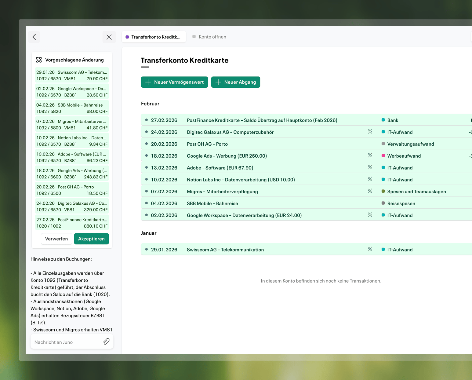 Smartphone zeigt Bankapp mit Kontostand 59’667.36 CHF und Ausgaben für Google Ads, Base, Figma.