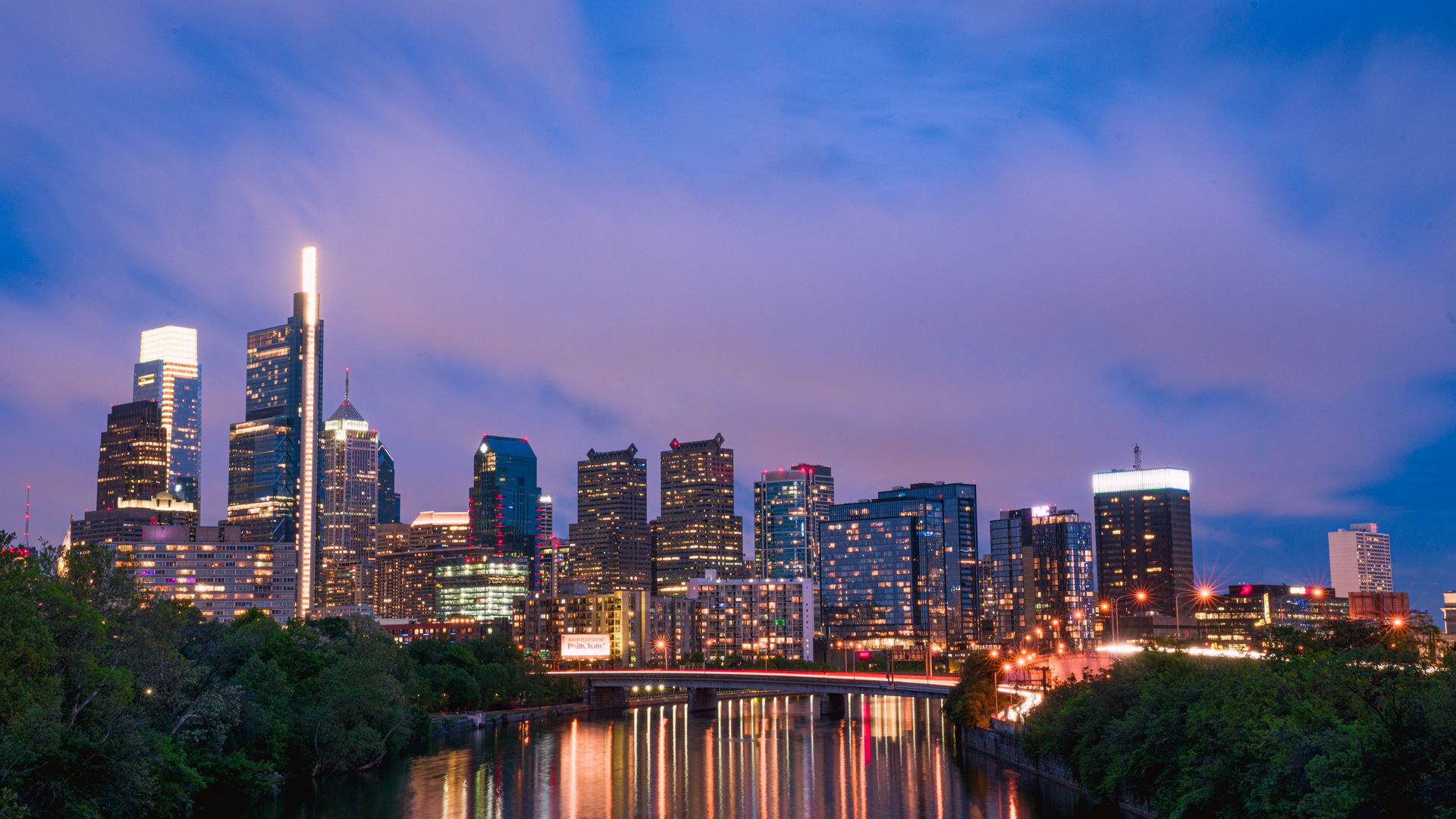 Philadelphia skyline at twilight