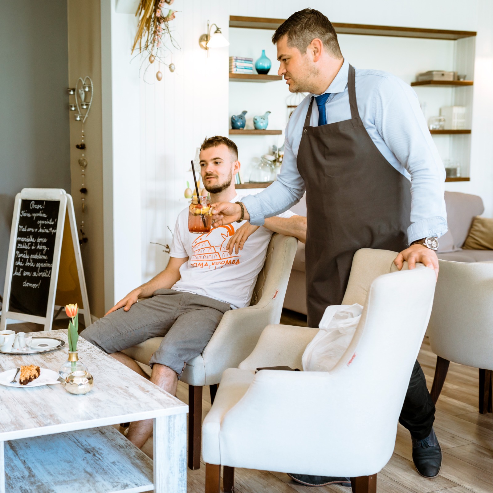 What Does Restaurant Insurance Cover in Ontario