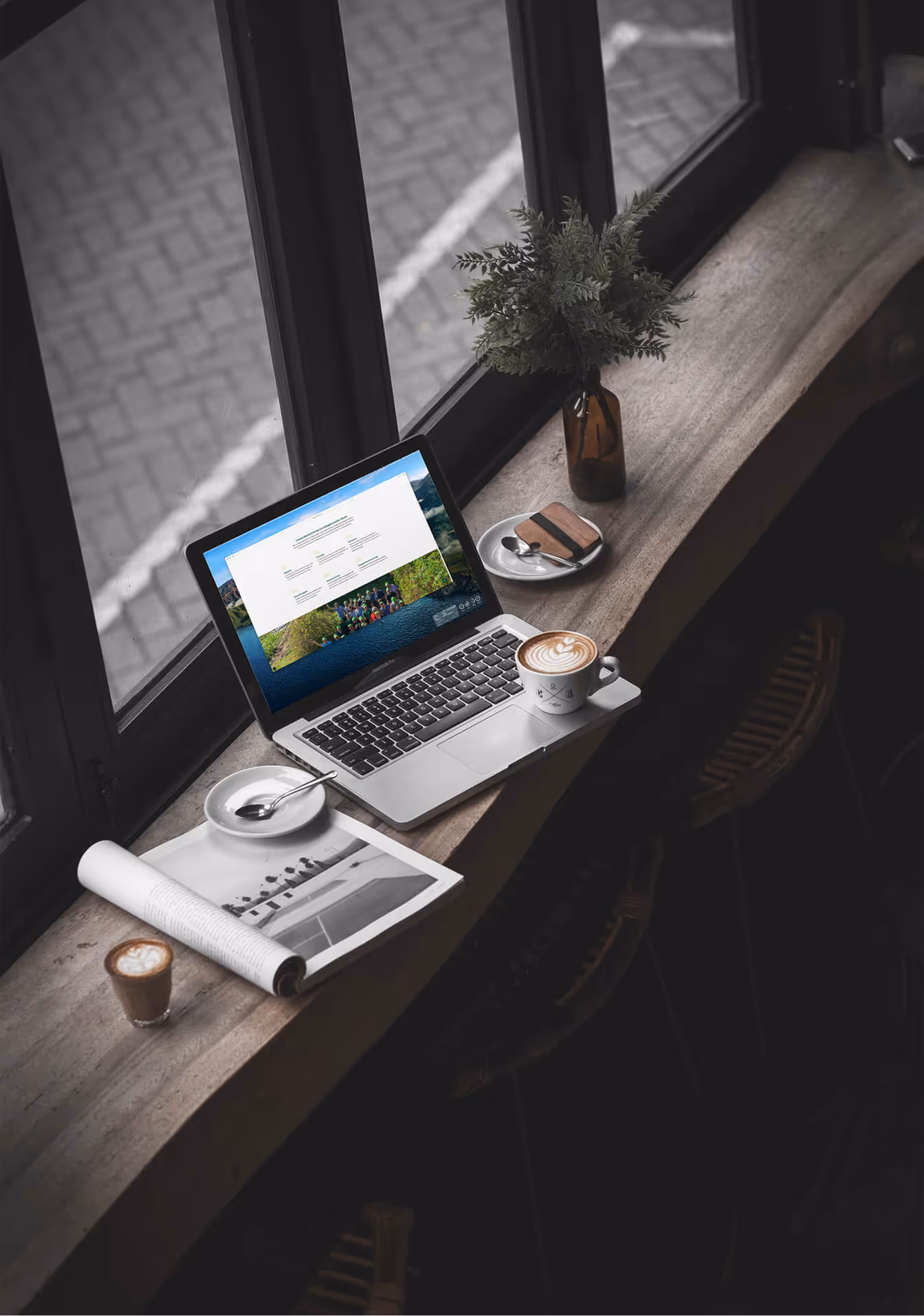 Screenshot von der Landau-Website auf einem Macbook Pro