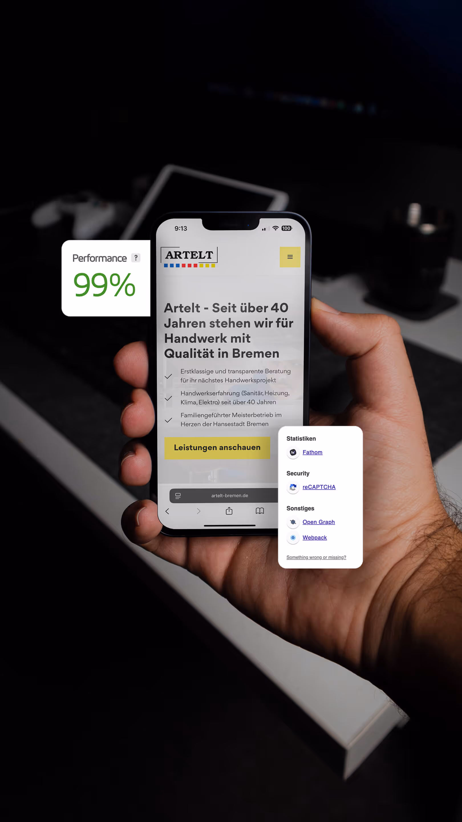 Smartphone mit SEO-Hinweisen