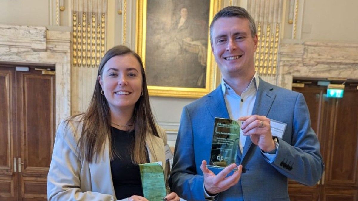 Natasha Boulding (CEO) and Andrew Strongman (Head of Product) of Low Carbon Materials holding Construct zero awards