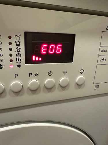Kuppersbusch WT680001HK洗衣機出現E06故障碼?看看這個成功案例 🚿
