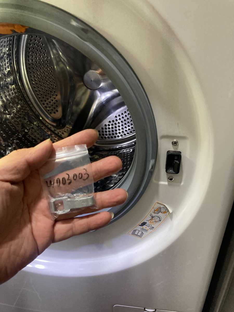 LG洗衣機機門卡住？一個意外的門鎖掣故障引發的教訓🔒｜維修個案