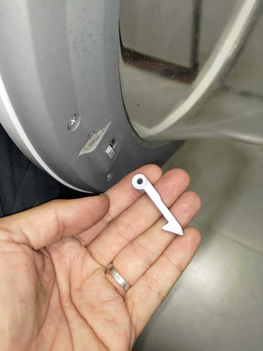 正確使用洗衣注意！Zanussi ZWM系列洗衣機門勾斷裂真相🔍