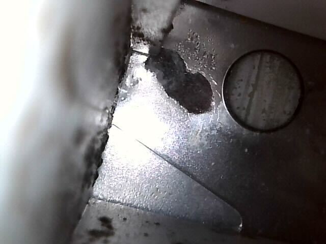 洗衣液用量不當引發難題🧽：羅太家這部Whirlpool前置式洗衣機的清洗啟示
