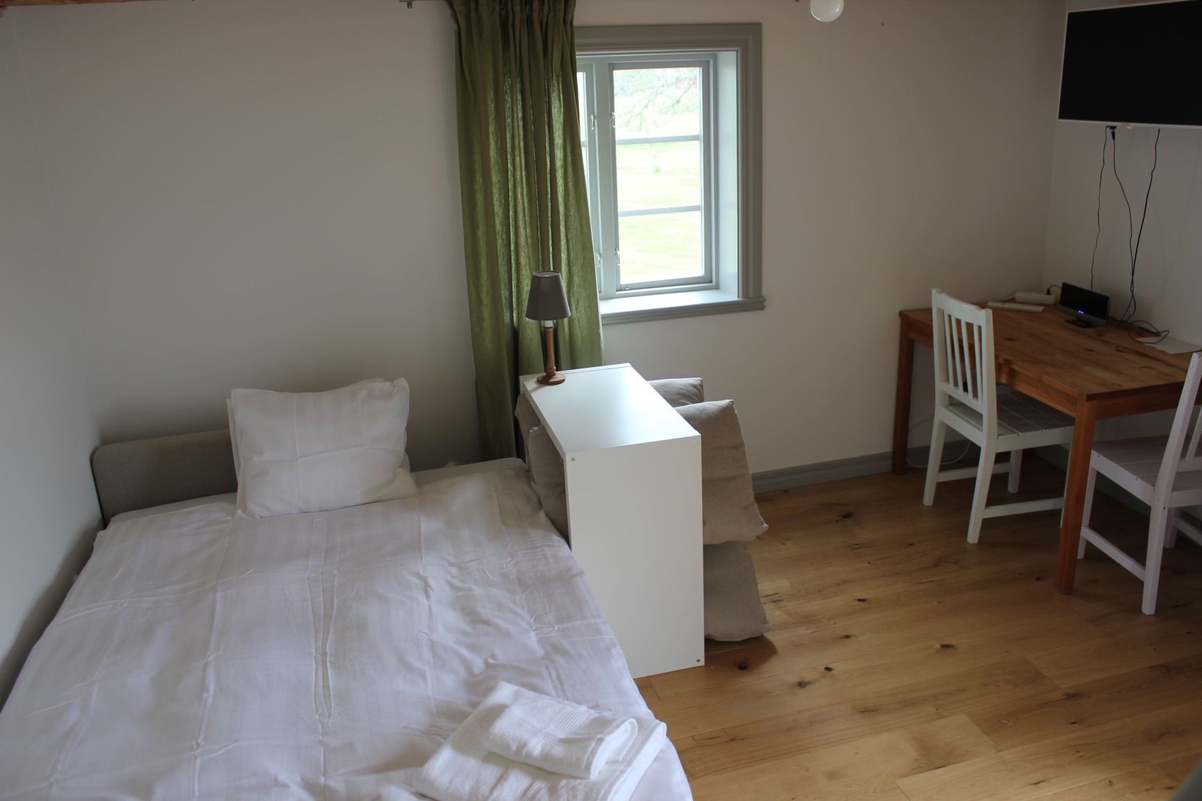 Hyr lägenhet med bed and breakfast på orkesta lundby gård