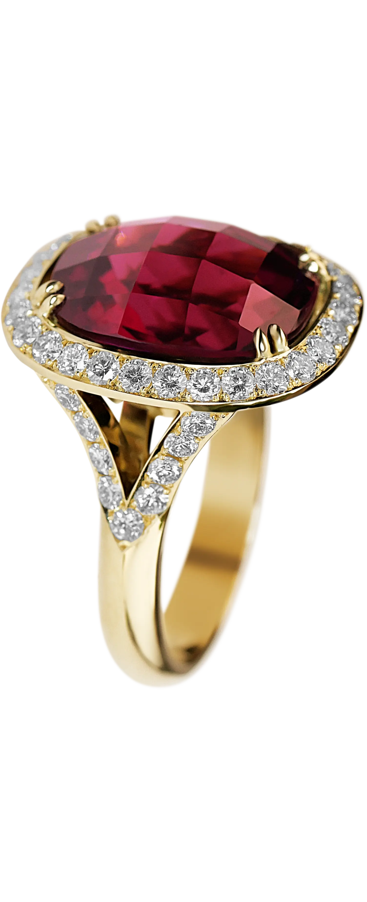 A angled side view of the pink tourmaline checkerboard cut ring
