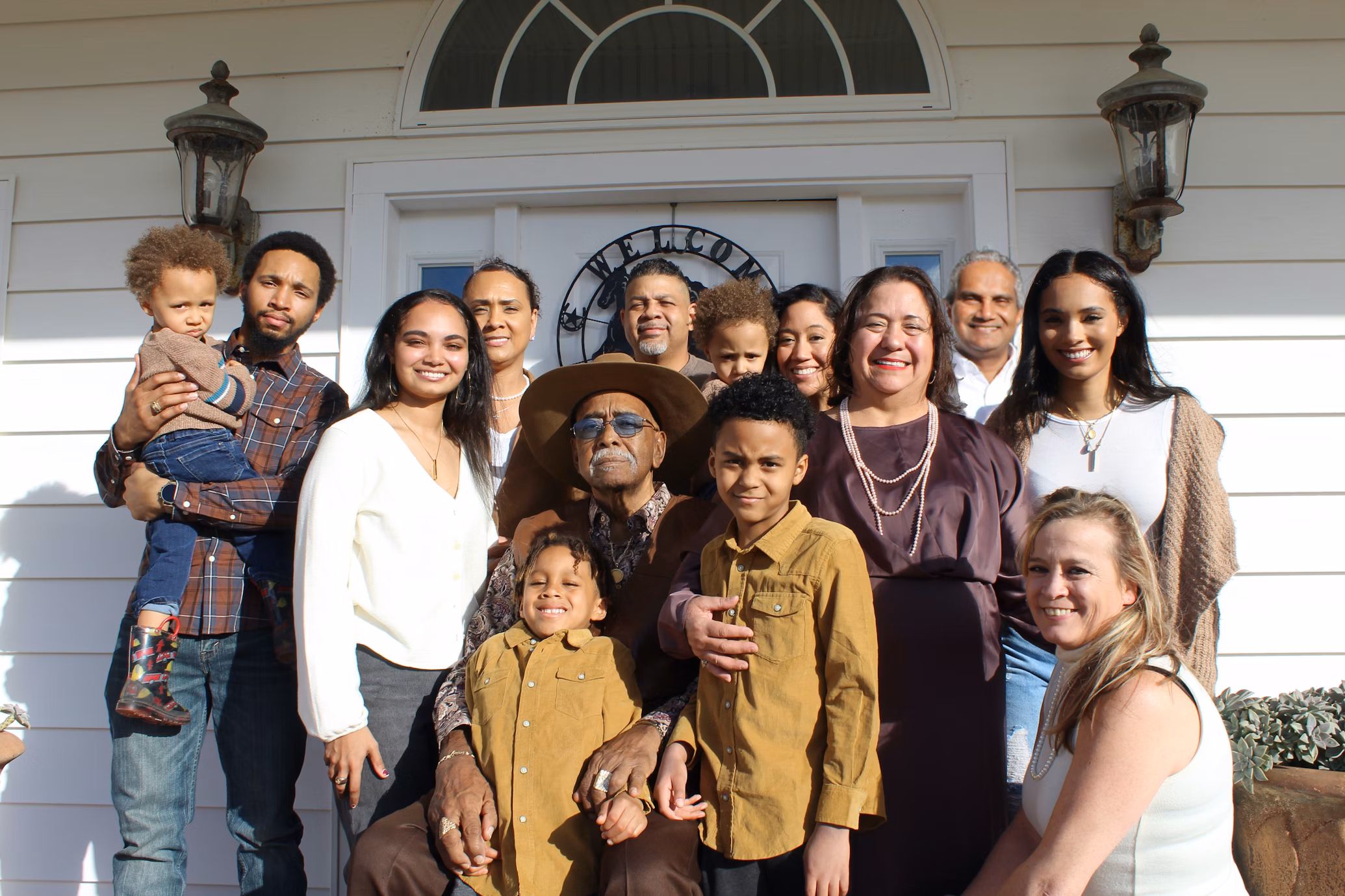 Fusion of Viñas: Two Churches, One Familia