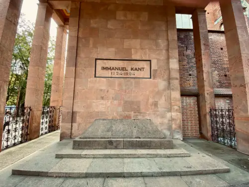 Túmulo de Immanuel Kant