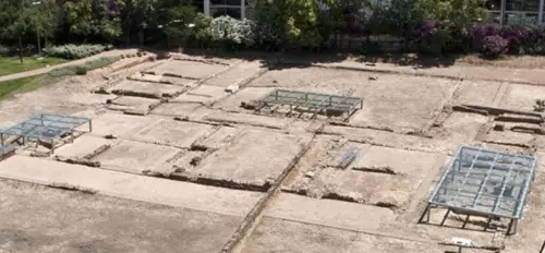 Ruínas arqueológicas do Liceu de Aristóteles em Atenas