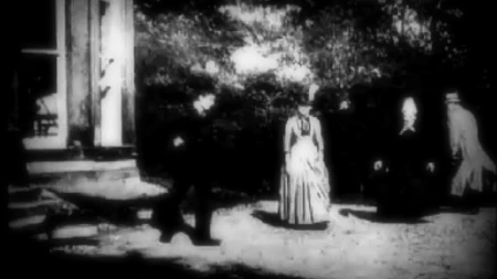 Frame do filme Roundhay Garden Scene, uma das primeiras filmagens da história