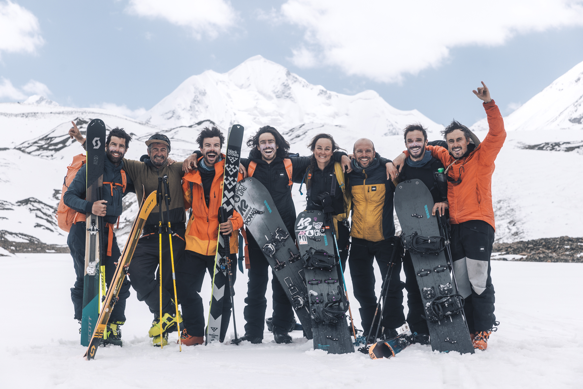 Live stage performance at Villars Palace