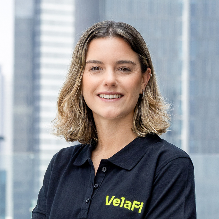 Retrato ejecutivo en oficina, fotografía corporativa con contexto empresarial