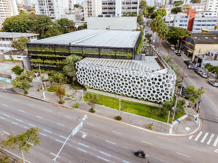 Vista aérea da fachada do Núcleo Técnico Operacional da Afip