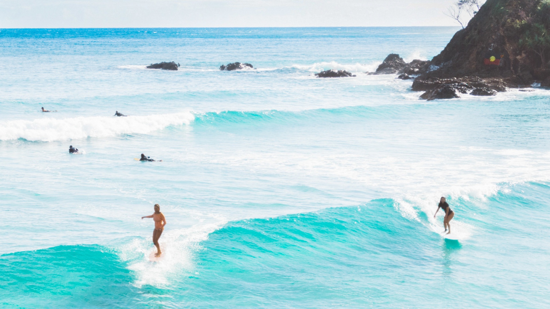 New Nurse, Farewell Maddi and Women's Surfing