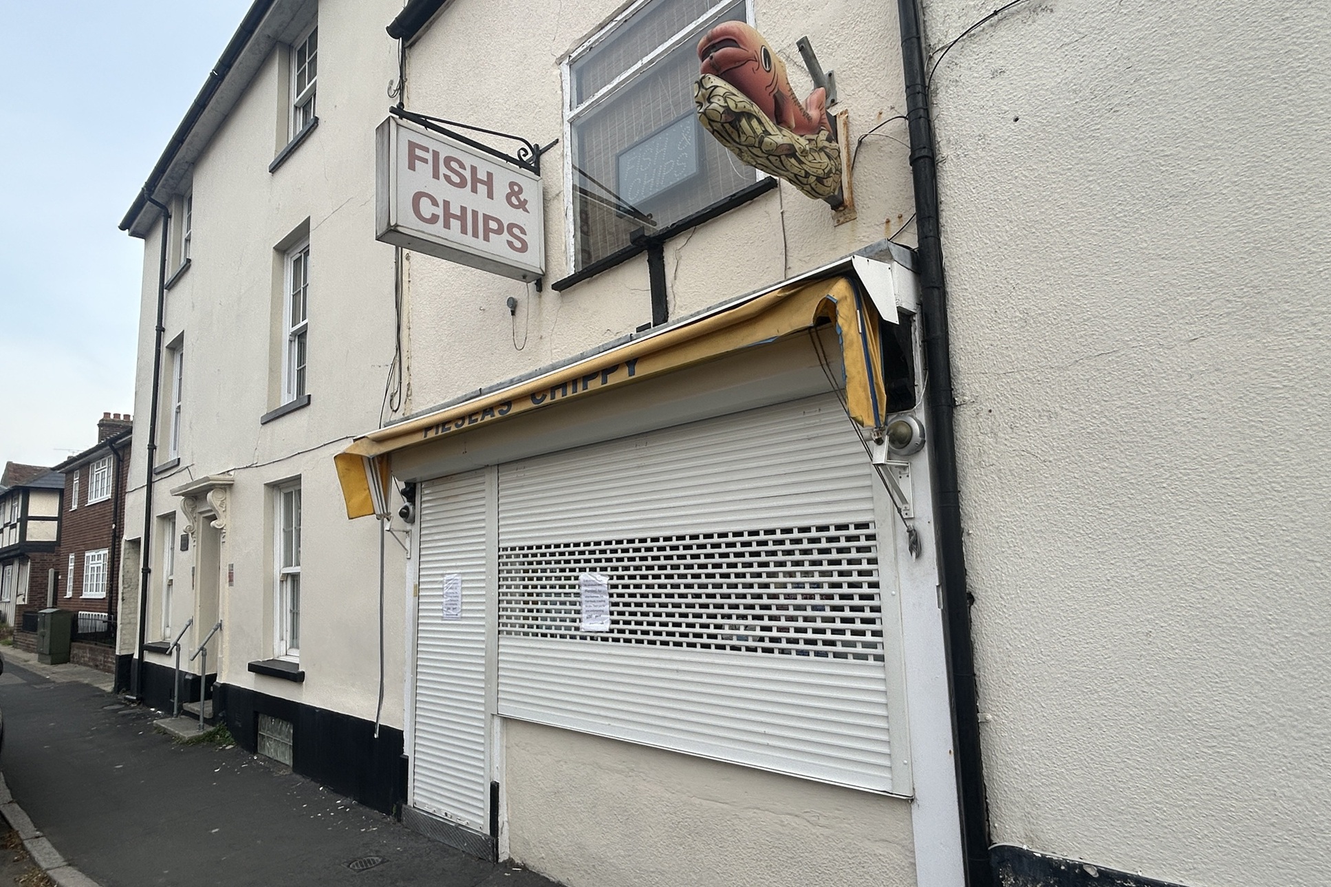 Takeaway given late-night refreshment licence to remain open until 11.30pm