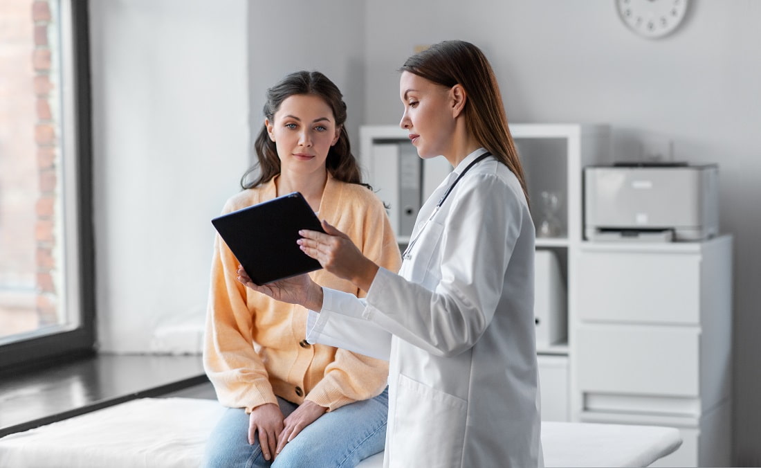 A mastectomia preventiva é uma opção que deve ser apresentada para as mulheres contra o câncer de mama. Foto: Shutterstock