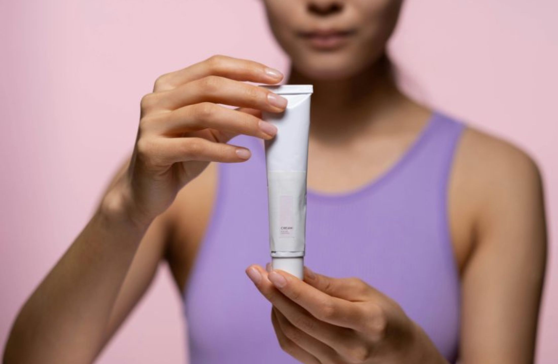 Fluconazol: como tomar para candidíase, dose única e contraindicações importantes