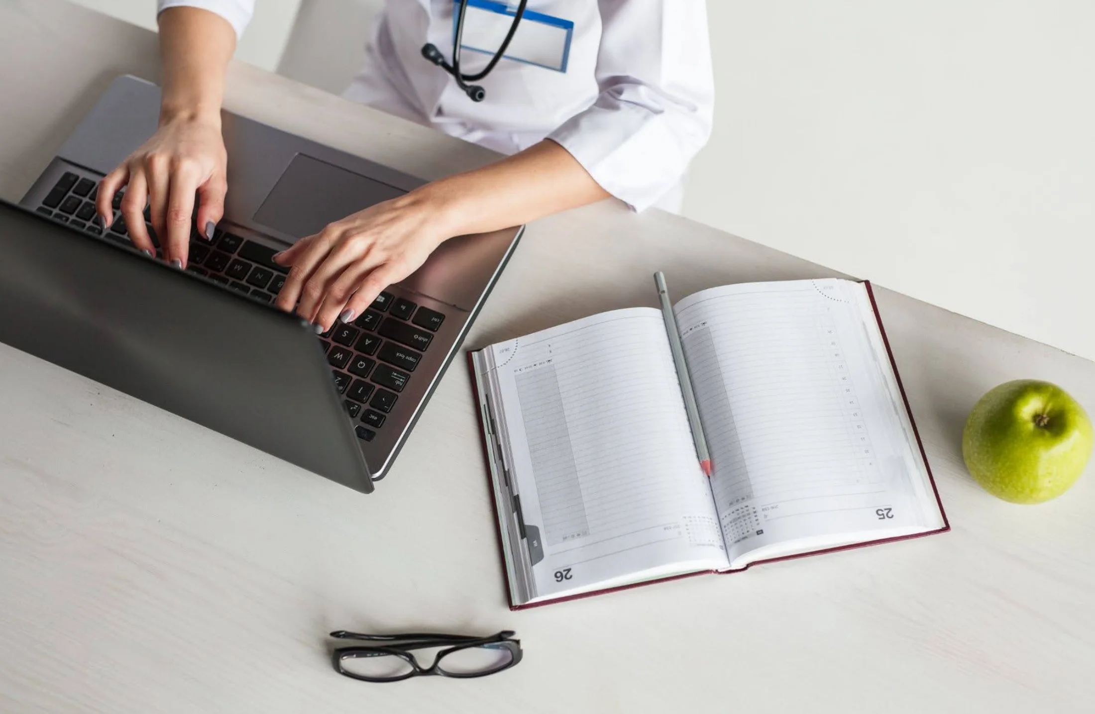 Por que fazer Medicina em 2026? Descubra 8 motivos