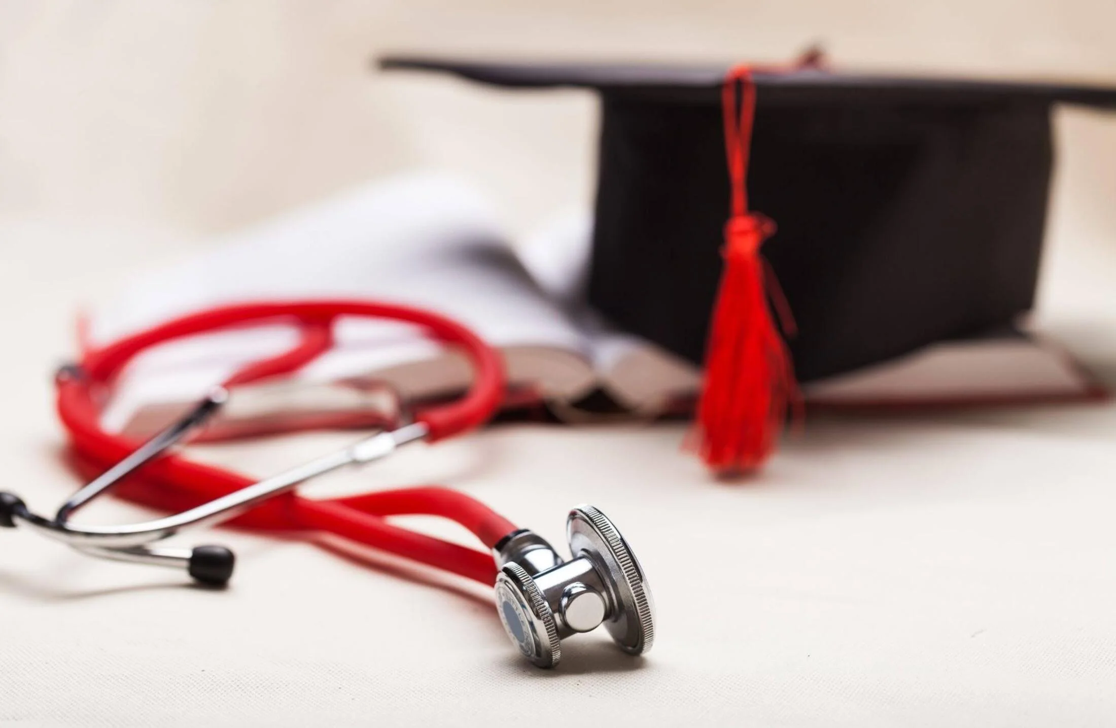O que avaliar na faculdade de Medicina antes de se inscrever