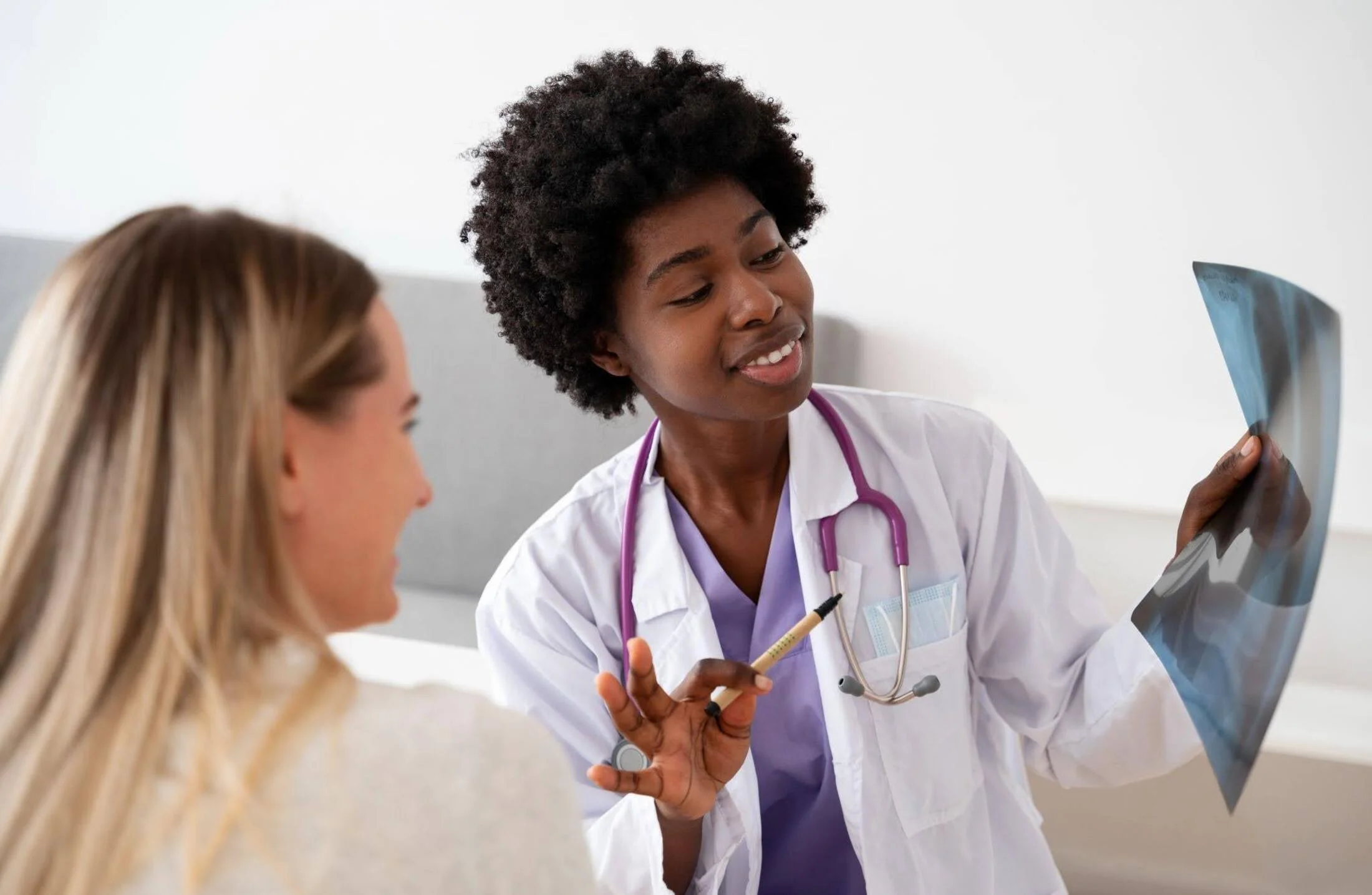 Prática clínica na Medicina: como funciona desde o início