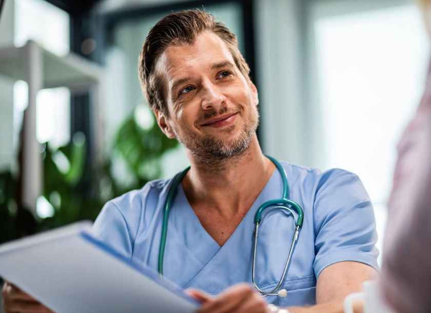 Quais são os maiores desafios da carreira médica no Brasil hoje?