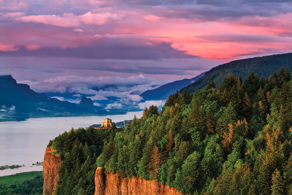Vista House overlooking the Columbia Gorge