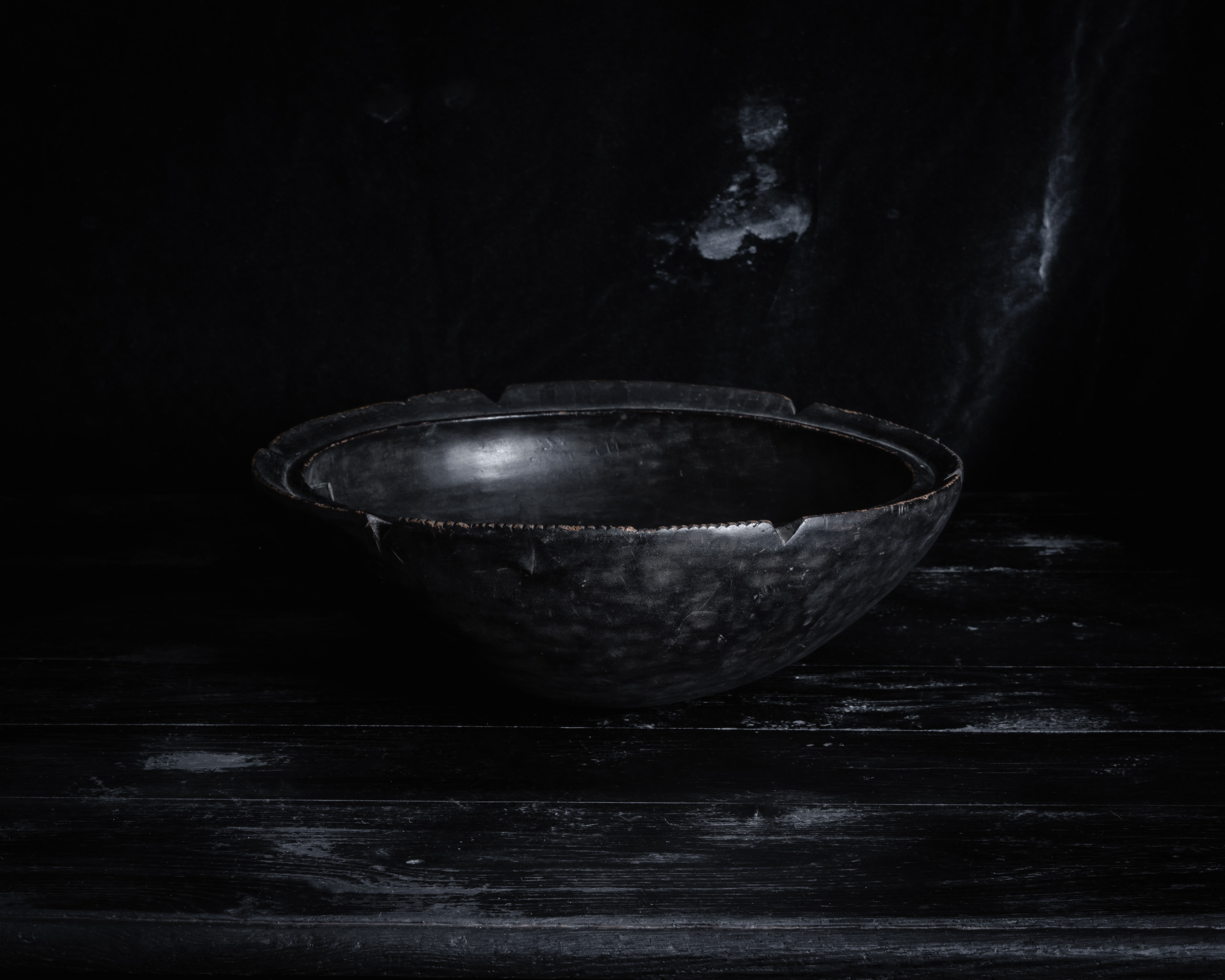 Bowl wood patina 