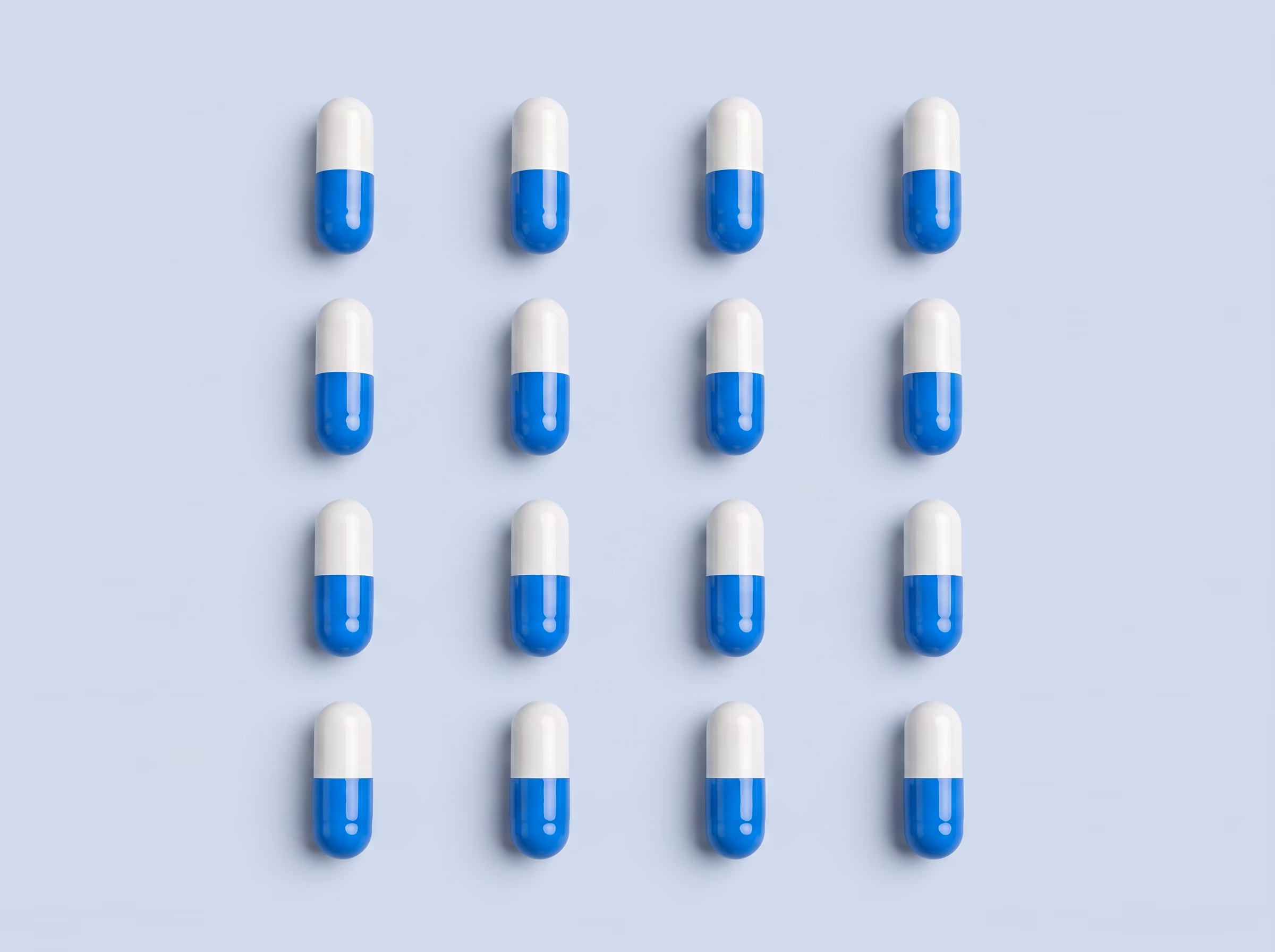 Low dose naltrexone capsules lined up