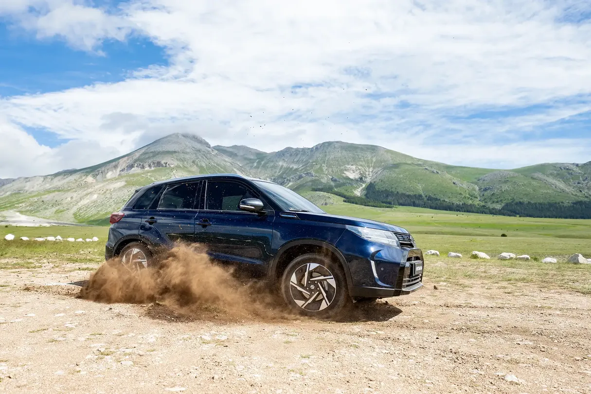 Suzuki Vitara - foto 7 - VV Auto