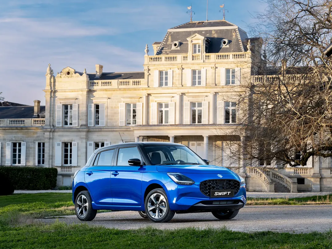 Suzuki Swift - foto 4 - VV Auto
