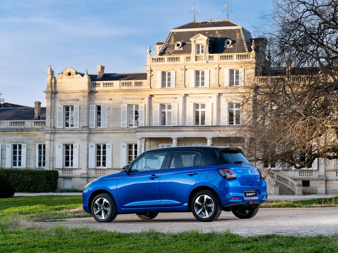 Suzuki Swift - foto 5 - VV Auto