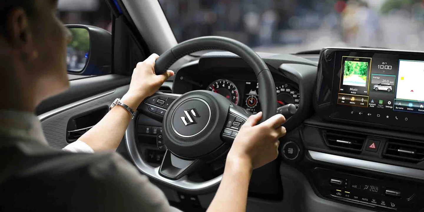 Suzuki Swift - foto 13 - VV Auto