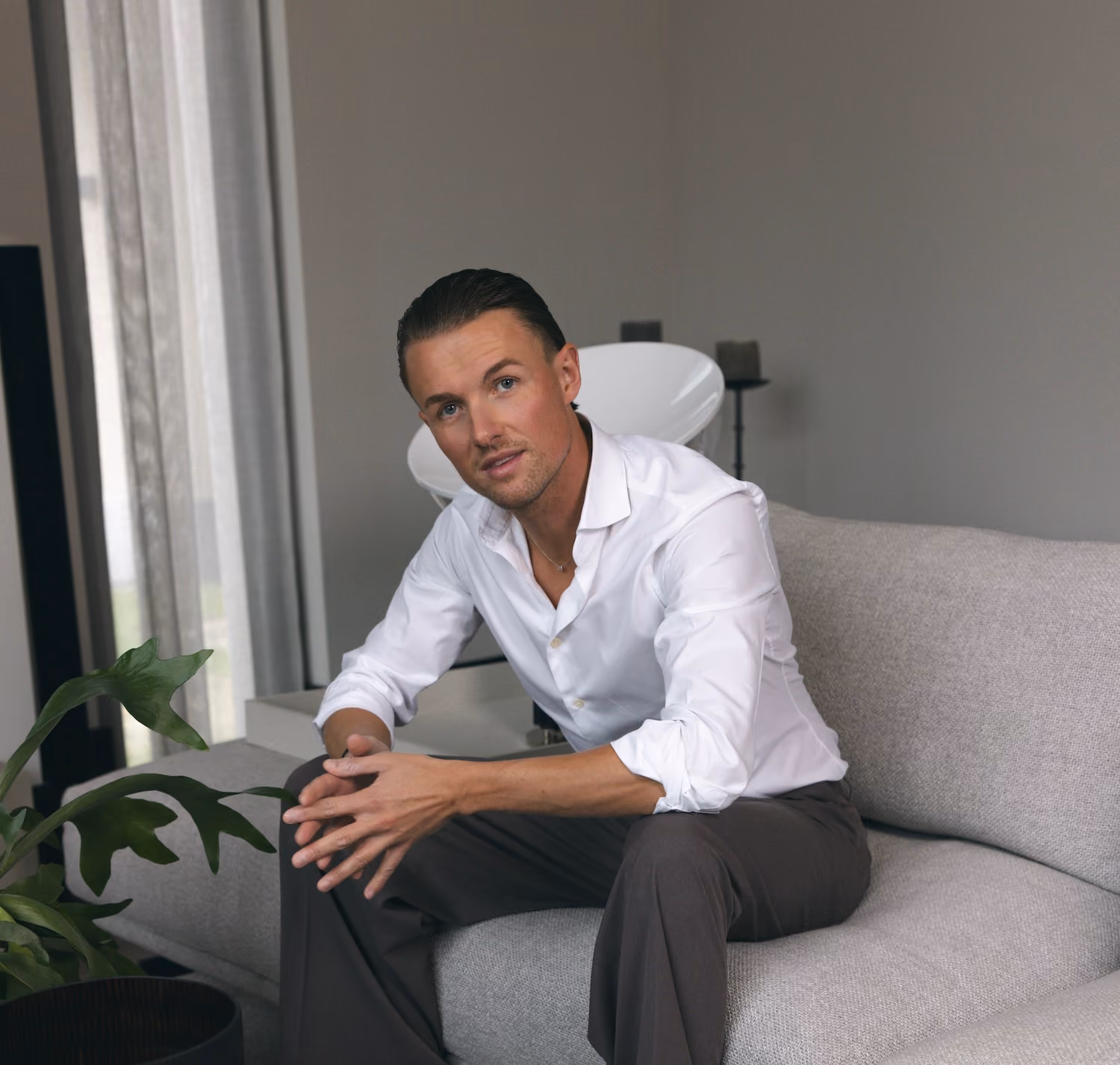 Portret
van Gigi Valster.